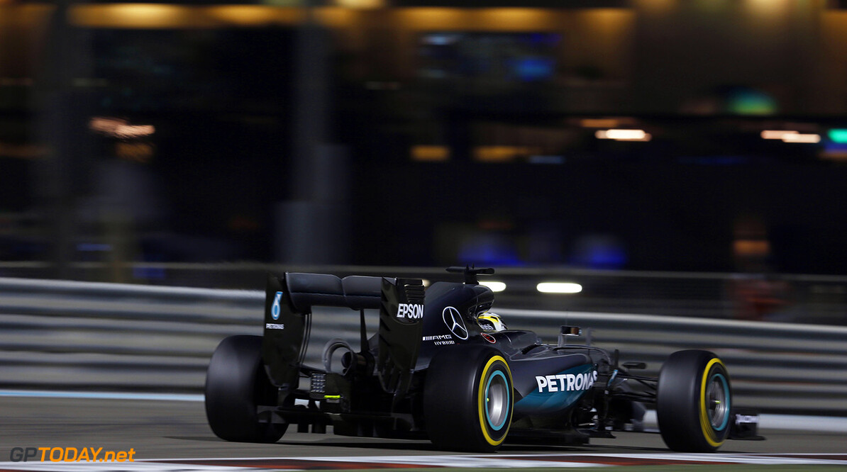 Lewis Hamilton pulls out of Pirelli tyre test