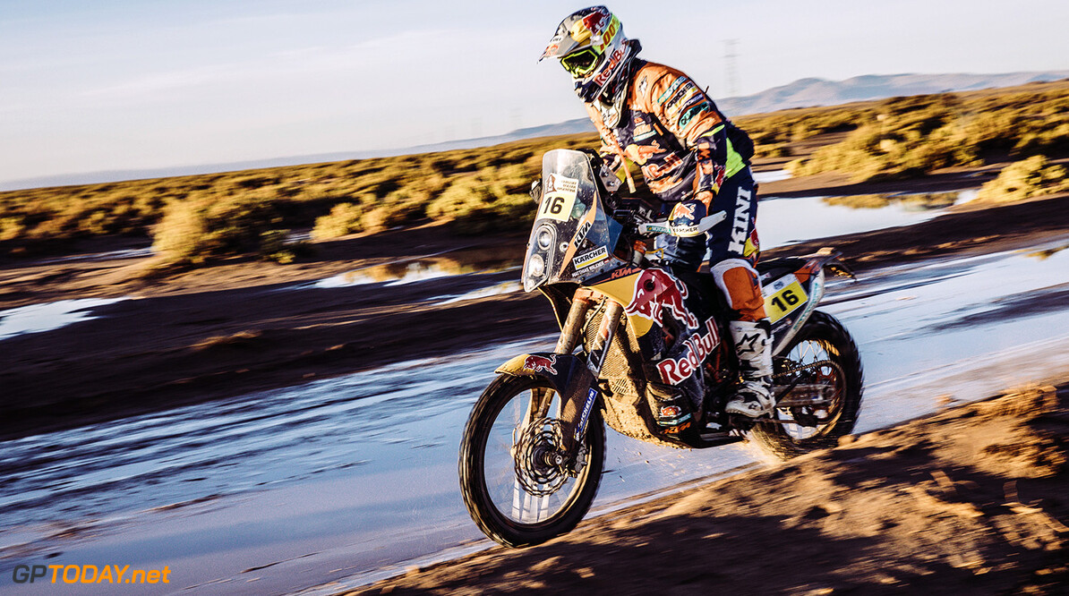Matthias Walkner (AUT) of Red Bull KTM Factory Team races during stage 8 of Rally Dakar 2017 from Uyuni, Bolivia to Salta, Argentina on January 10, 2017. // Flavien Duhamel/Red Bull Content Pool // P-20170110-00859 // Usage for editorial use only // Please go to www.redbullcontentpool.com for further information. // 
Matthias Walkner
Flavien Duhamel




P-20170110-00859