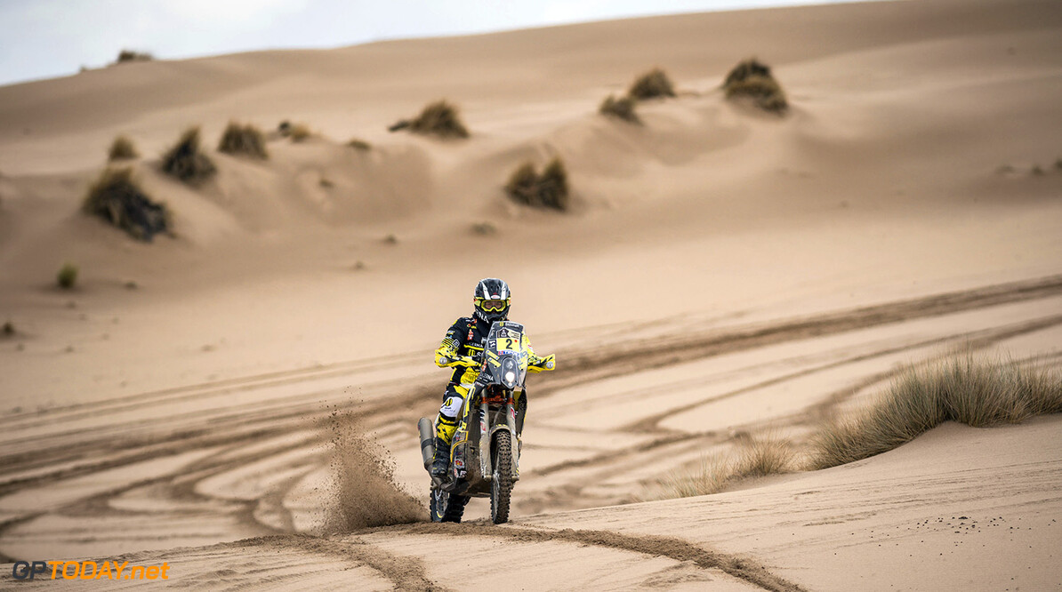 Stefan Svitko (SVK) of Slovnaft Rally Team races during stage 07 of Rally Dakar 2017 from La Paz to Uyuni, Bolivia on January 09, 2017 // Marcelo Maragni/Red Bull Content Pool // P-20170109-01370 // Usage for editorial use only // Please go to www.redbullcontentpool.com for further information. // 
Stefan Svitko

Uyuni
Bolivia

P-20170109-01370