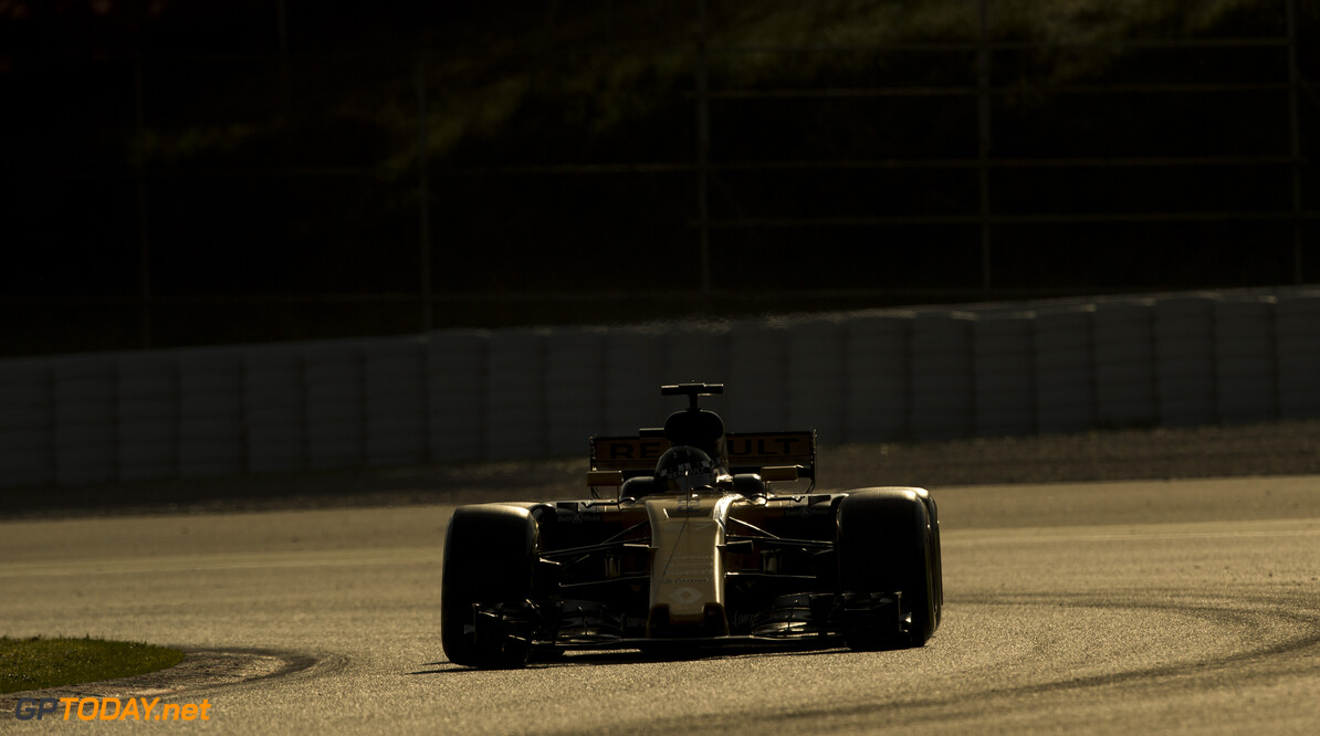 Renault en Infiniti loven F1-test uit voor prijswinnaars