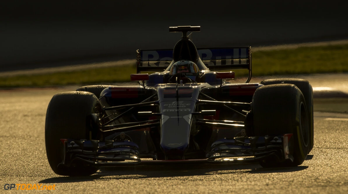 170310RF20450
Barcelona, Spain - 10 March 2017: #55 Carlos Sainz Jr (ESP), Scuderia Toro Rosso, during Formula 1 Pre-Season Testing 2017 at Circuit de Barcelona-Catalunya, Barcelona, Spain.
Formula 1 Pre-Season Testing 2017
Ronald Fleurbaaij
Barcelona
Spain

Barcelona Spain Formula 1 Pre-Season Testing 2017 Circuit de Barcelona-Catalunya Sports