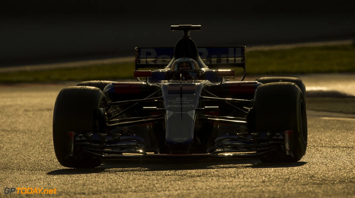 170310RF20429
Barcelona, Spain - 10 March 2017: #55 Carlos Sainz Jr (ESP), Scuderia Toro Rosso, during Formula 1 Pre-Season Testing 2017 at Circuit de Barcelona-Catalunya, Barcelona, Spain.
Formula 1 Pre-Season Testing 2017
Ronald Fleurbaaij
Barcelona
Spain

Barcelona Spain Formula 1 Pre-Season Testing 2017 Circuit de Barcelona-Catalunya Sports