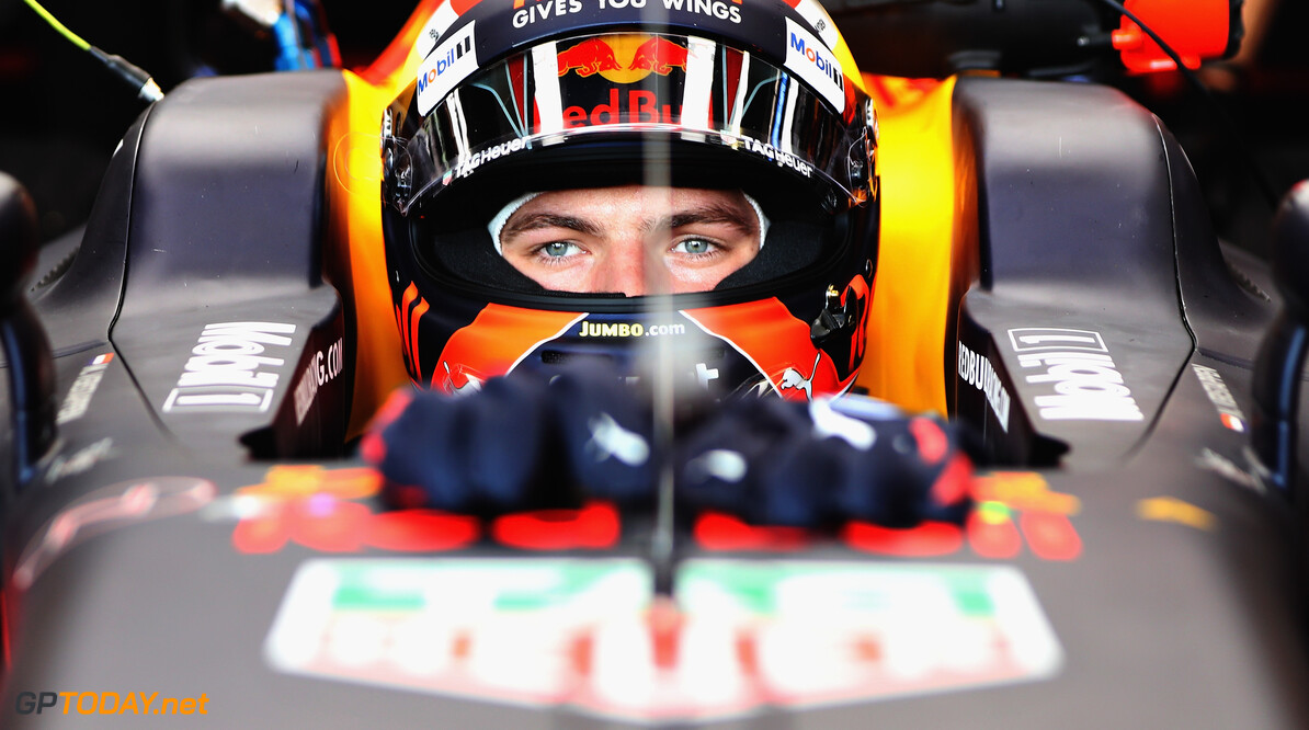 Max Verstappen trekt kwalificatieduel met Ricciardo weer gelijk