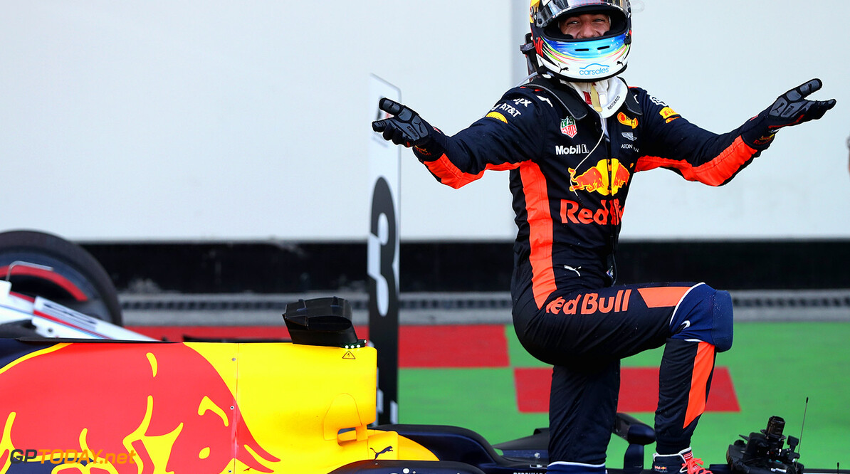 Ricciardo's triple overtake in Baku voted as best 2017 pass