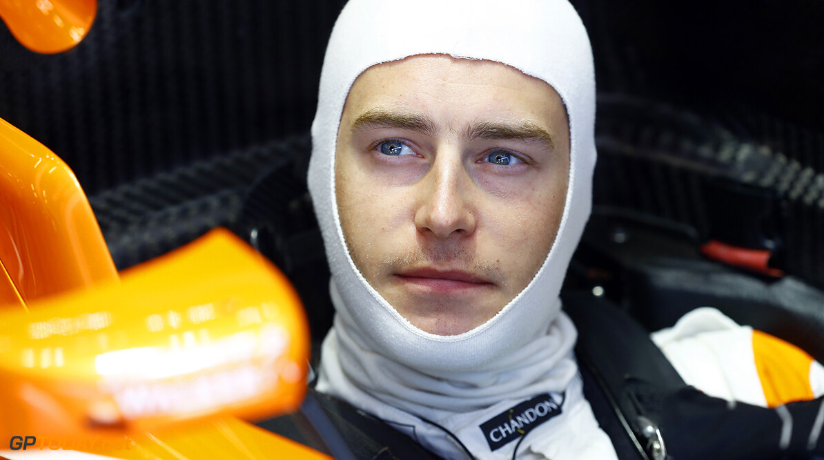 Vandoorne set to stay at McLaren for 2018