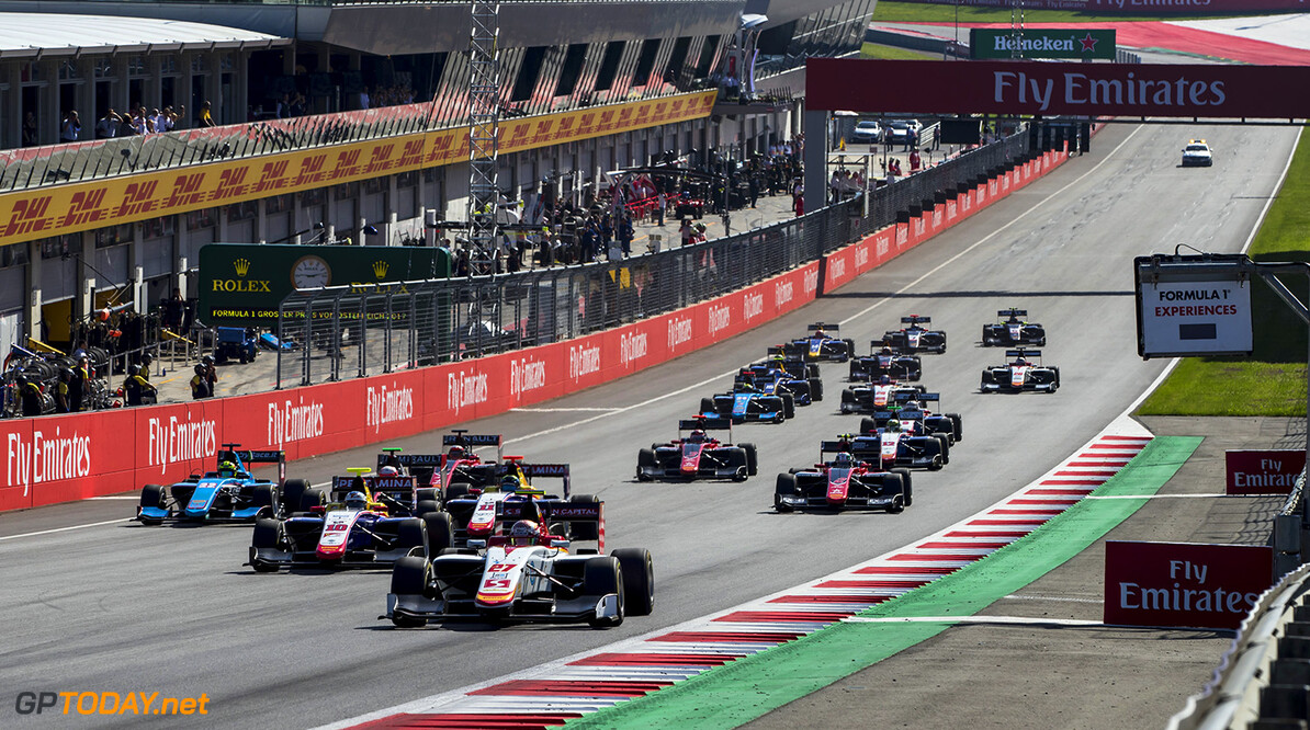 2017 GP3 Series Round 2. 
Red Bull Ring, Spielberg, Austria.
Sunday 9 July 2017.
Raoul Hyman (RSA, Campos Racing) leads Giuliano Alesi (FRA, Trident) and the rest of the field at the start of the race.
Photo: Zak Mauger/GP3 Series Media Service.
ref: Digital Image _54I9249


Zak Mauger



Race Two 2 action