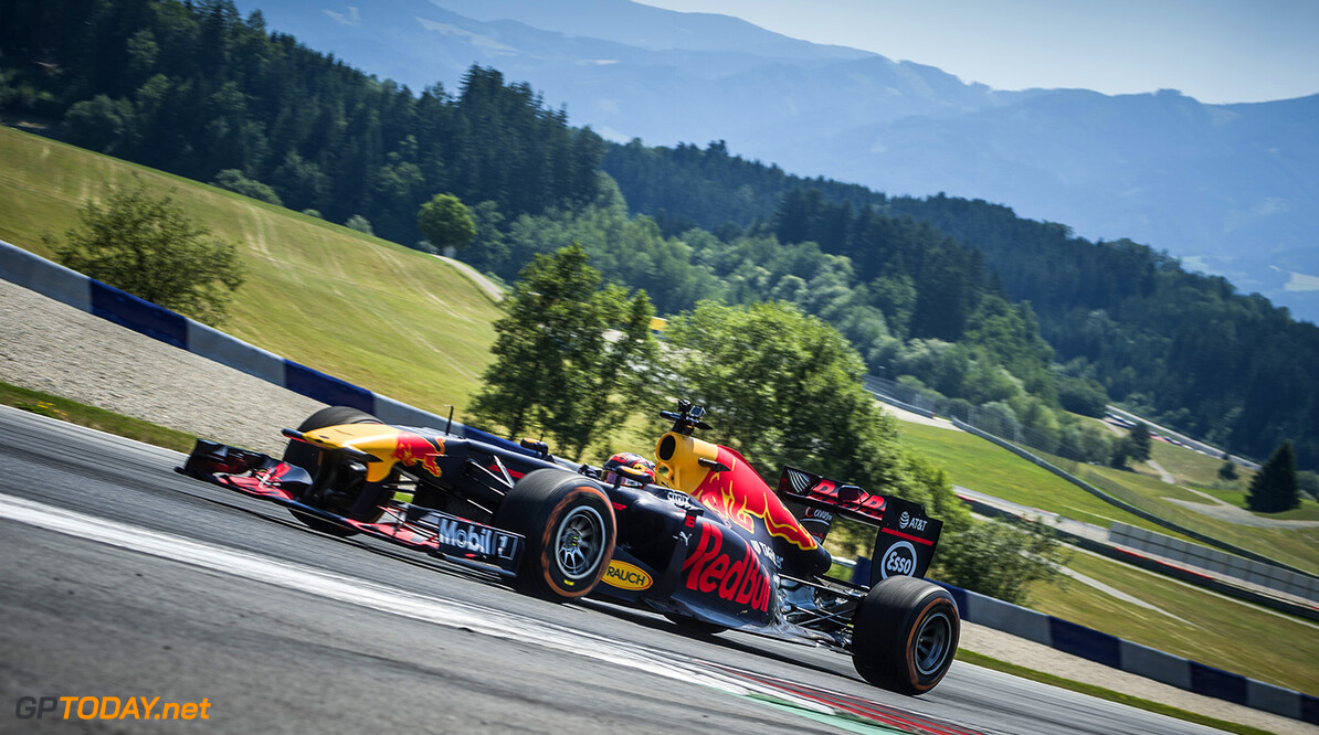Sebastien Ogier races with the RB7 in Spielberg, Austria on June 20,2017 // Philip Platzer/Red Bull Content Pool // P-20170712-00554 // Usage for editorial use only // Please go to www.redbullcontentpool.com for further information. // 
Sebastien Ogier
Philip Platzer
Red Bull Ring
Austria

P-20170712-00554