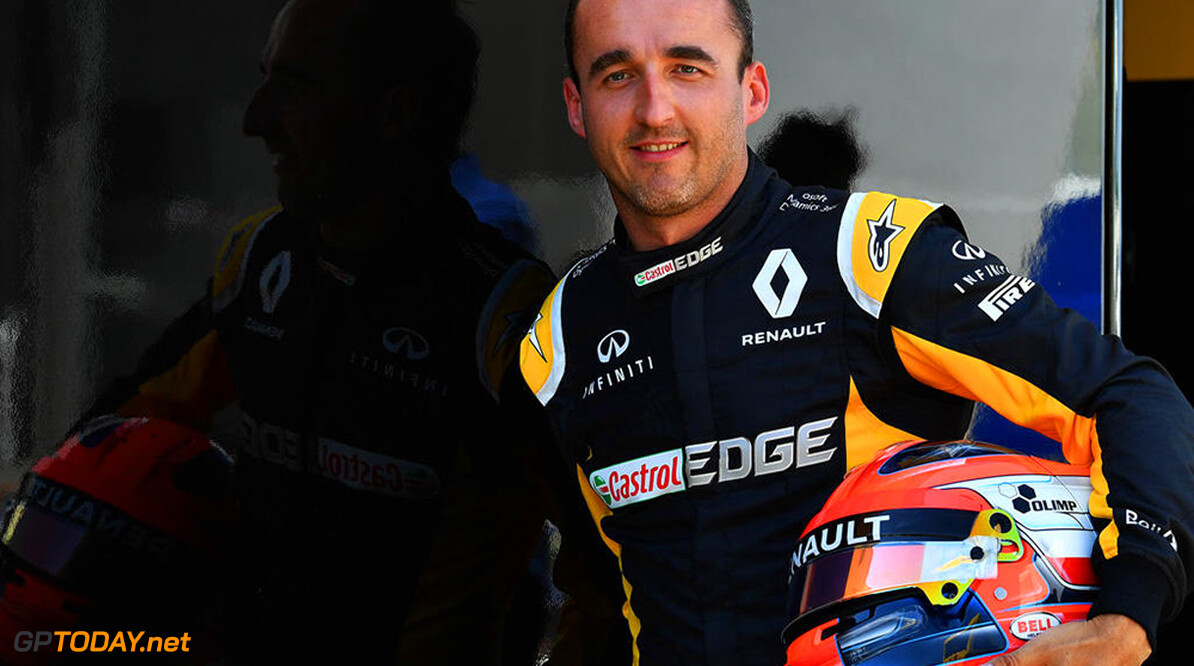 Formula One Testing
www.sutton-images.com

Robert Kubica (POL) Renault Sport F1 Team at Formula One Testing, Day One, Hungaroring, Hungary, Tuesday 1 August 2017.
Hungarian F1 Testing

Hungaroring
Hungary

F1 Formula 1 Test Hungarian portrait