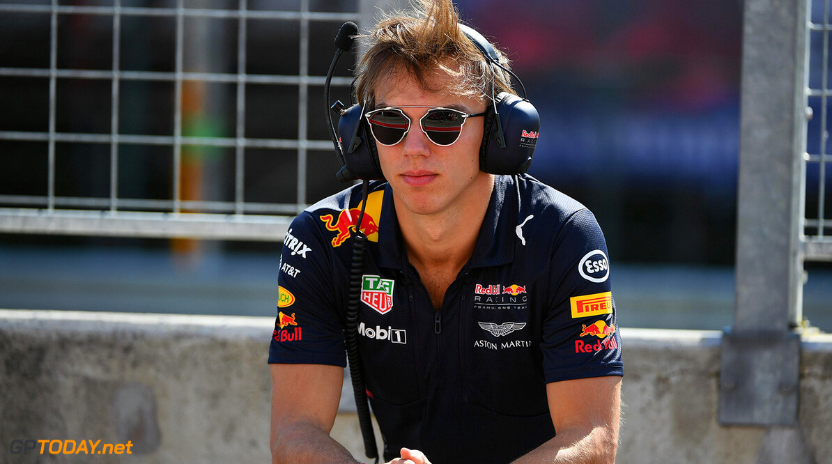 Formula One Testing
www.sutton-images.com

Pierre Gasly (FRA) Red Bull Racing Test Driver at Formula One Testing, Day One, Hungaroring, Hungary, Tuesday 1 August 2017.
Hungarian F1 Testing

Hungaroring
Hungary

F1 Formula 1 Test Hungarian portrait