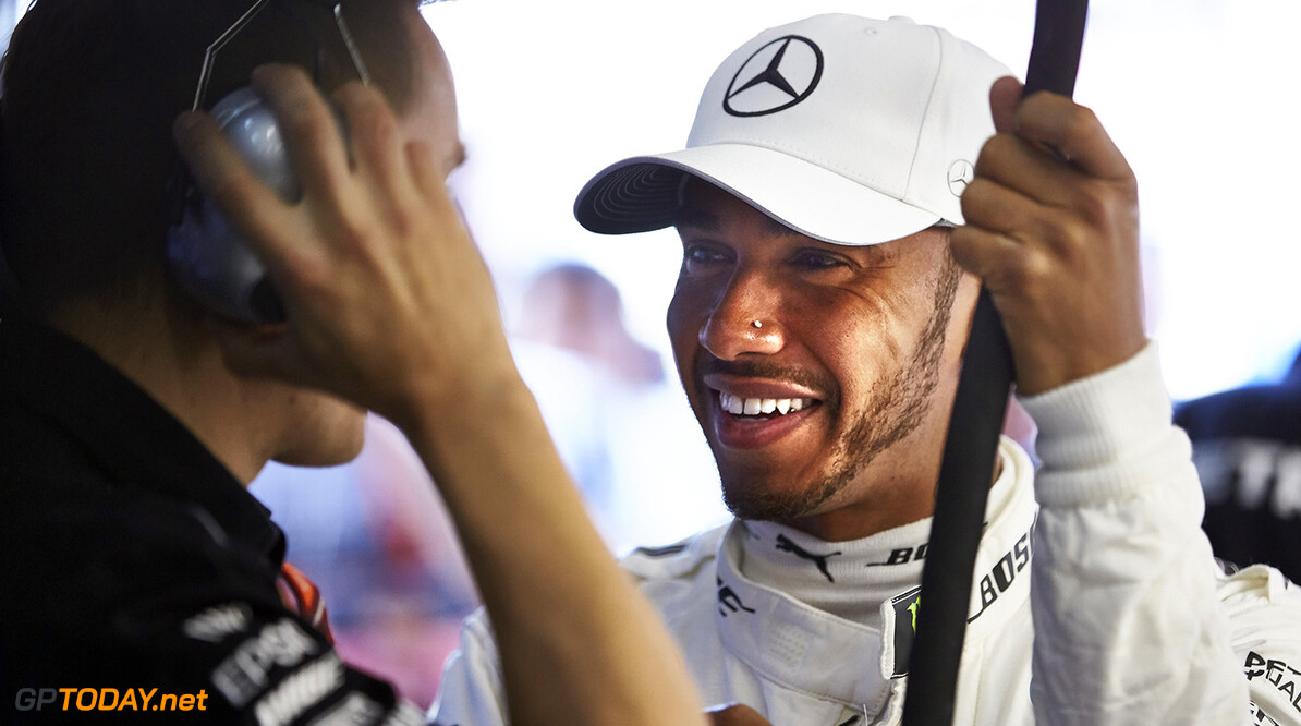 Hamilton claims that talk of sealing title in Austin is "silly"