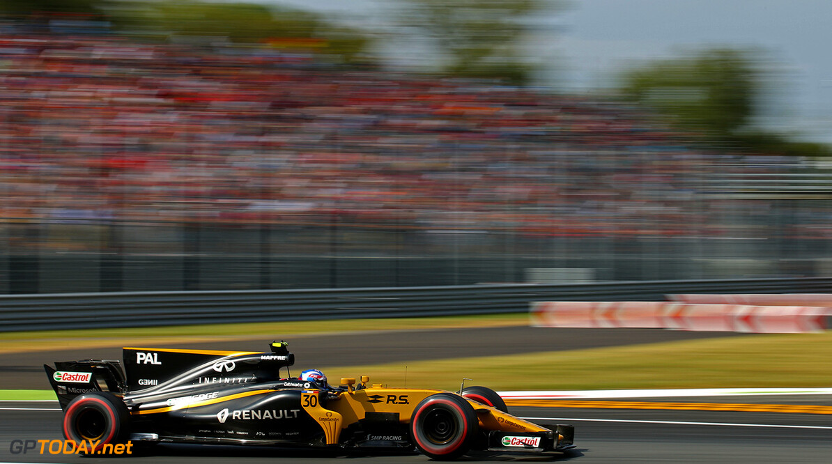 Palmer adamant that he will see out the season at Renault