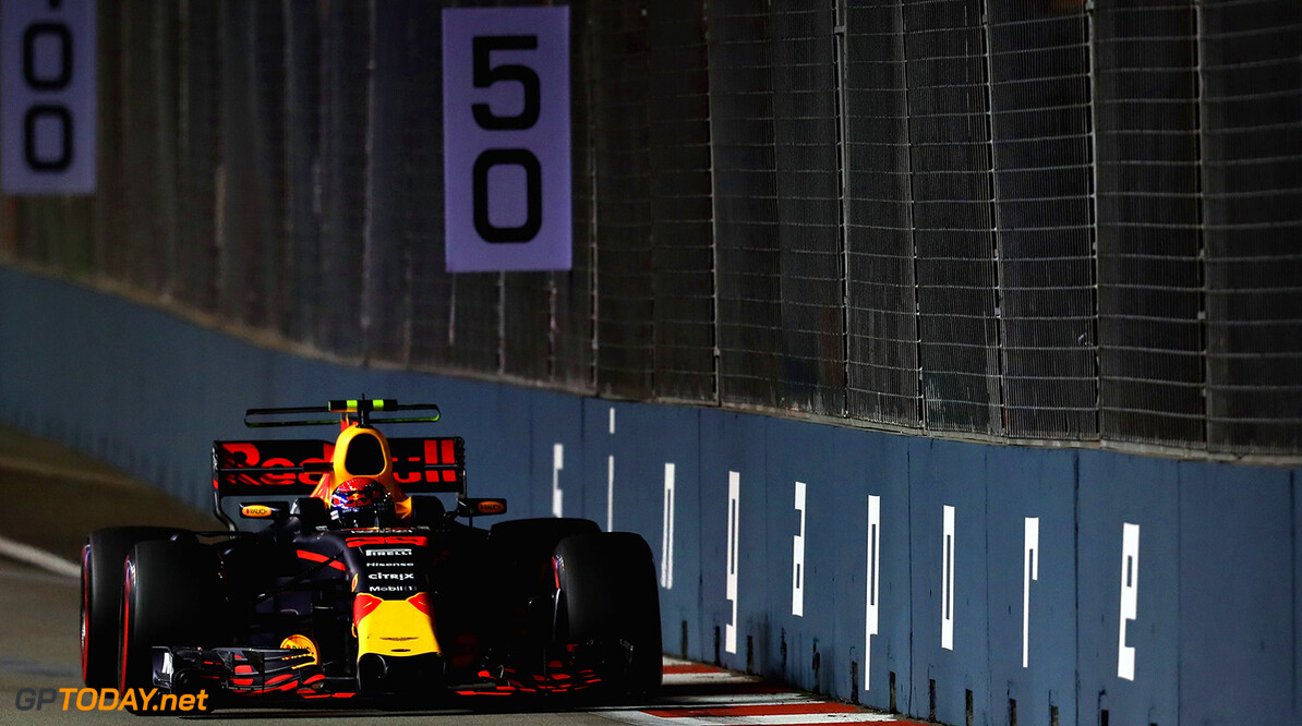 SINGAPORE - SEPTEMBER 15: Max Verstappen of the Netherlands driving the (33) Red Bull Racing Red Bull-TAG Heuer RB13 TAG Heuer on track during practice for the Formula One Grand Prix of Singapore at Marina Bay Street Circuit on September 15, 2017 in Singapore.  (Photo by Mark Thompson/Getty Images) // Getty Images / Red Bull Content Pool  // P-20170915-01538 // Usage for editorial use only // Please go to www.redbullcontentpool.com for further information. // 
F1 Grand Prix of Singapore - Practice
Mark Thompson
Singapore
Singapore

P-20170915-01538