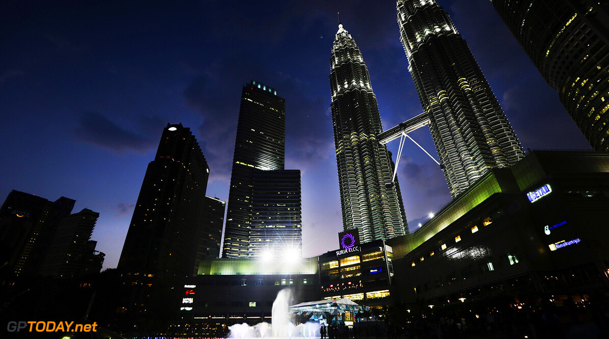 Sepang International Circuit, Sepang, Kuala Lumpur, Malaysia.
Tuesday 25 March 2014.
The city skyline, Atmosphere,
World Copyright: Andy Hone/LAT Photographic.
ref: Digital Image _ONZ2999





f1 formula 1 formula one gp