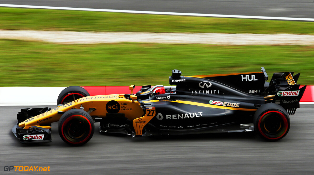 Hulkenberg welcomes Sainz challenge at Renault