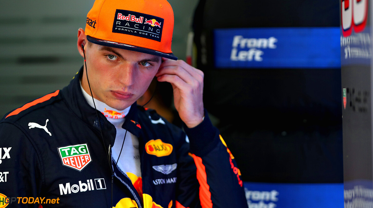 KUALA LUMPUR, MALAYSIA - SEPTEMBER 29:  Max Verstappen of Netherlands and Red Bull Racing prepares to drive in the garage during practice for the Malaysia Formula One Grand Prix at Sepang Circuit on September 29, 2017 in Kuala Lumpur, Malaysia.  (Photo by Mark Thompson/Getty Images) // Getty Images / Red Bull Content Pool  // P-20170929-00369 // Usage for editorial use only // Please go to www.redbullcontentpool.com for further information. // 
F1 Grand Prix of Malaysia - Practice
Mark Thompson
Sepang
Malaysia

P-20170929-00369