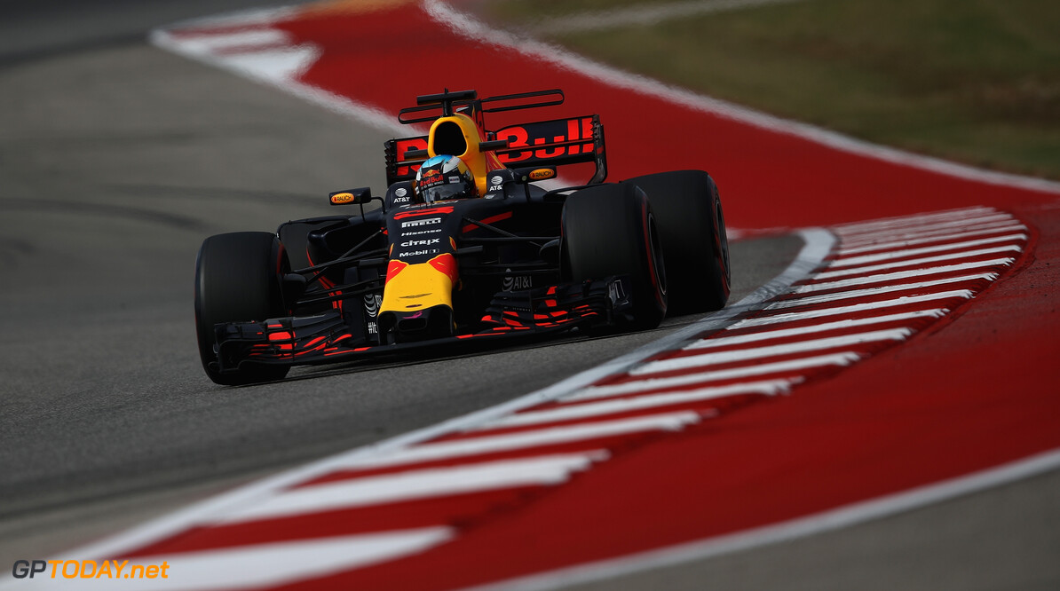 Christian Horner: "Daniel Ricciardo top, foutje kost Max Verstappen tijd"