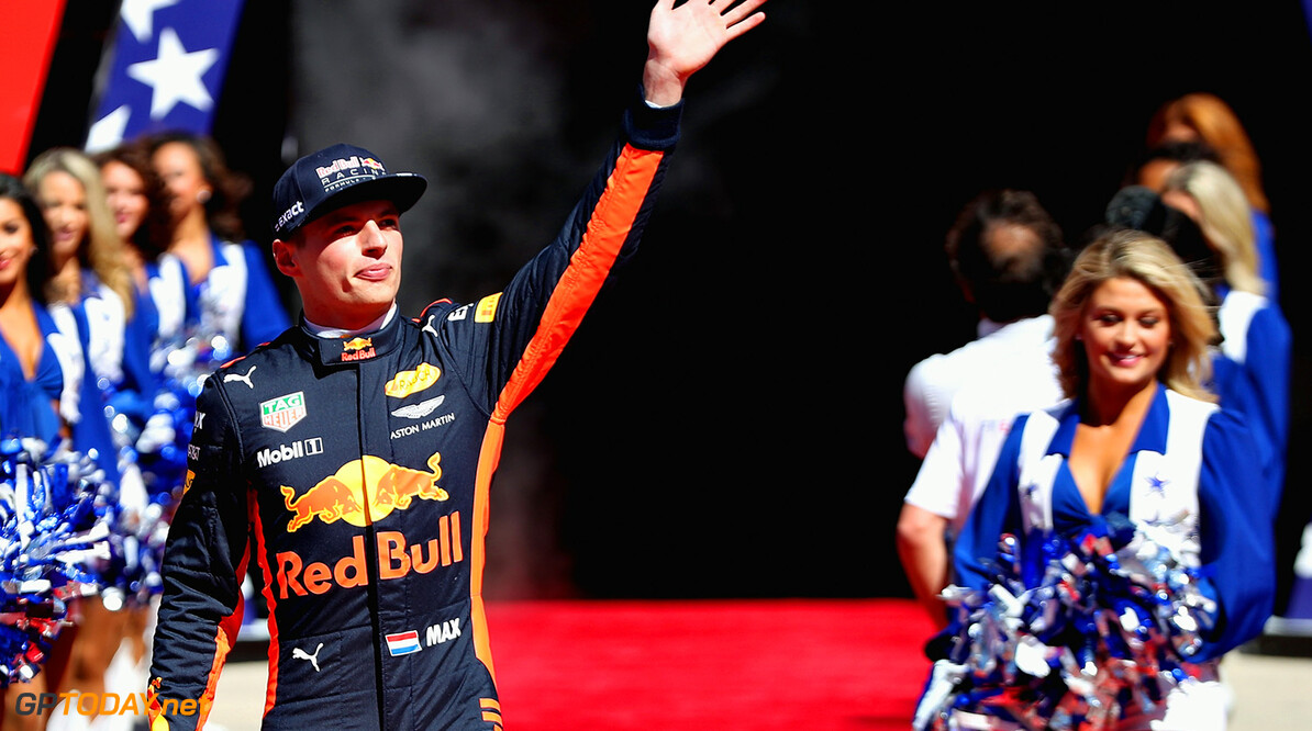 AUSTIN, TX - OCTOBER 22: Max Verstappen of Netherlands and Red Bull Racing waves to the crowd before the United States Formula One Grand Prix at Circuit of The Americas on October 22, 2017 in Austin, Texas.  (Photo by Mark Thompson/Getty Images) // Getty Images / Red Bull Content Pool  // P-20171023-00247 // Usage for editorial use only // Please go to www.redbullcontentpool.com for further information. // 
F1 Grand Prix of USA
Mark Thompson
Austin
United States

P-20171023-00247