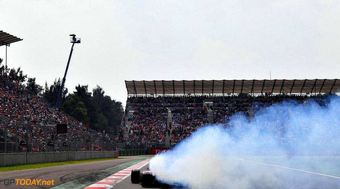 Toro Rosso lash back at Renault amid engine failures
