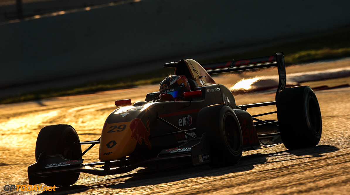 <strong>Toyota Racing Series</strong>:  Richard Verschoor laat Wilhelmus wederom klinken