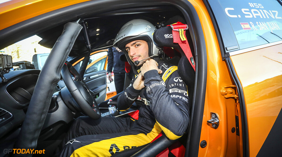 SAINZ Carlos jr (esp), portrait, driving Renault Megane RS at the Monte-Carlo rally, during the 2018 WRC World Rally Car Championship, Monte Carlo rally from January 25 to 28, at Monaco - Photo Gregory Lenormand / DPPI
AUTO - WRC MONTE CARLO RALLY 2018
Gregory Lenormand



des monde RALLYING rallyes championship championnat sport rally world january motorsport janvier motor sport monaco rallye auto car wrc