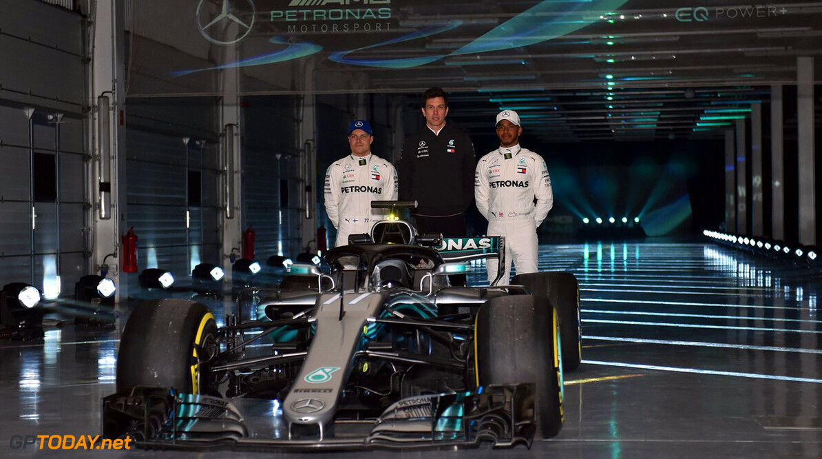 Rosberg: "Mercedes moet doorgaan met Hamilton en Bottas"
