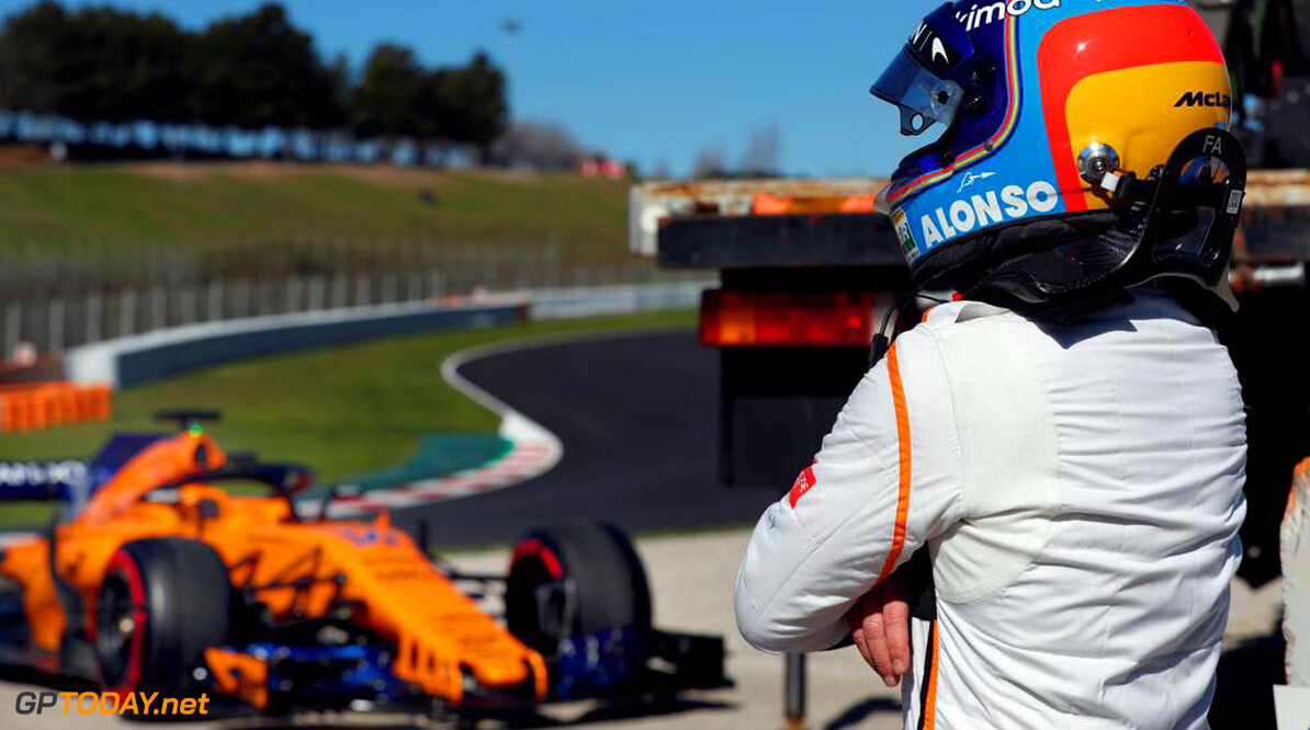 Olielek noopte Fernando Alonso tot stop tijdens tweede testdag