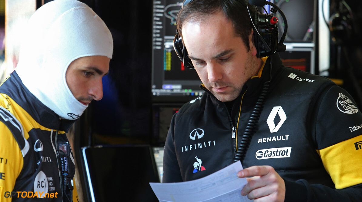 Sainz voelt zich een 'uitgeleende voetballer' bij Renault