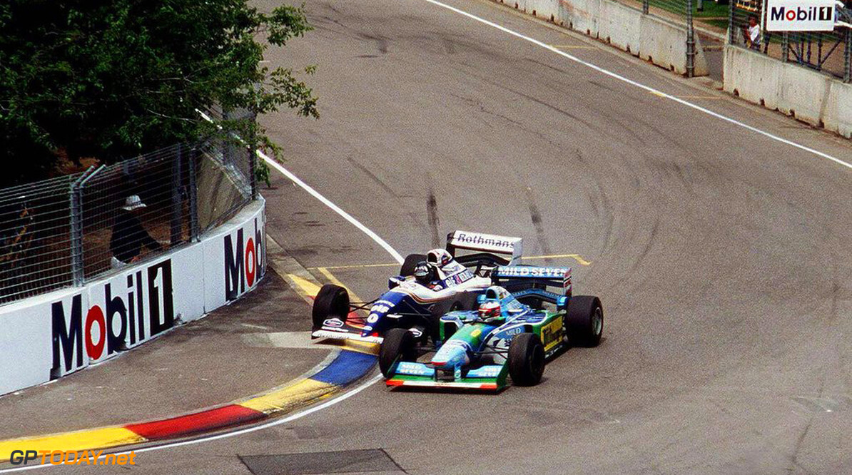<b>Terugblik</b>: Eerste titel Schumacher na botsing met Hill in Adelaide in 1994