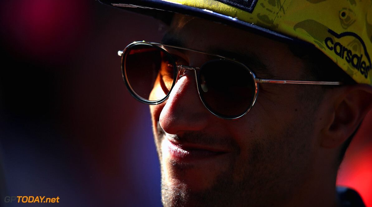MELBOURNE, AUSTRALIA - MARCH 22: Daniel Ricciardo of Australia and Red Bull Racing smiles in the Paddock during previews ahead of the Australian Formula One Grand Prix at Albert Park on March 22, 2018 in Melbourne, Australia.  (Photo by Clive Mason/Getty Images) // Getty Images / Red Bull Content Pool  // AP-1V4GBXQFN1W11 // Usage for editorial use only // Please go to www.redbullcontentpool.com for further information. // 
Australian F1 Grand Prix - Previews
Clive Mason
Melbourne
Australia

AP-1V4GBXQFN1W11
