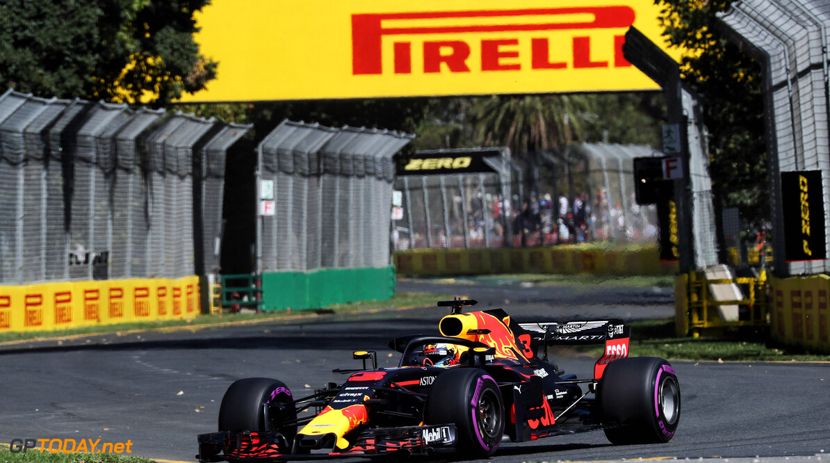 Ricciardo loopt gridstraf op voor te snel rijden tijdens rode vlag
