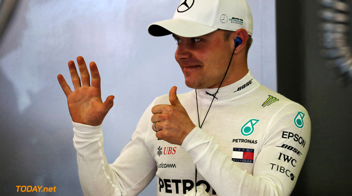 Bottas: "Ik werk met plezier samen met Lewis Hamilton"