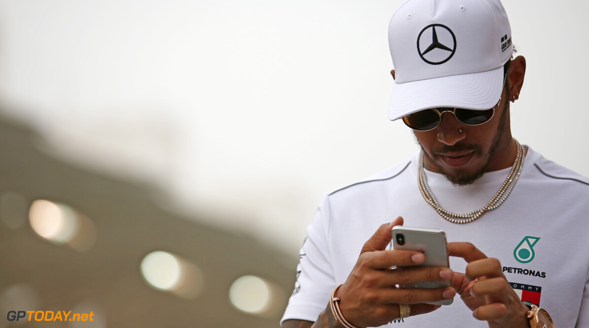 Lewis Hamilton: "Grid girl comeback comment a joke"