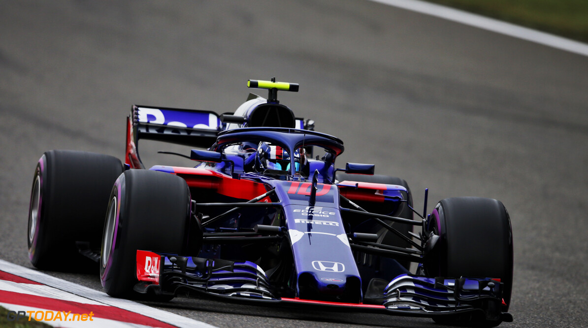 Voorwaardelijke boete voor Toro Rosso na overtreding bandenregels VT1