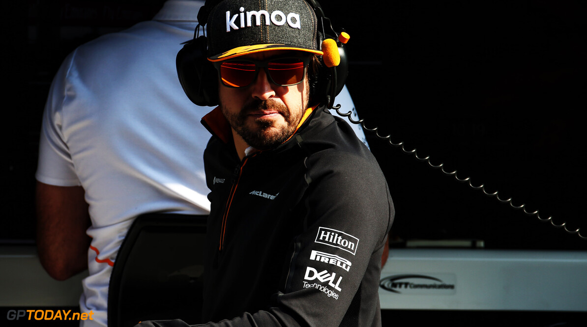 Uitvalbeurt Alonso door brokstukken 'extreem ongelukkig'