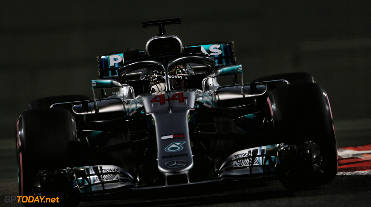 <strong>Qualifying:</strong> Hamilton beats Bottas to pole