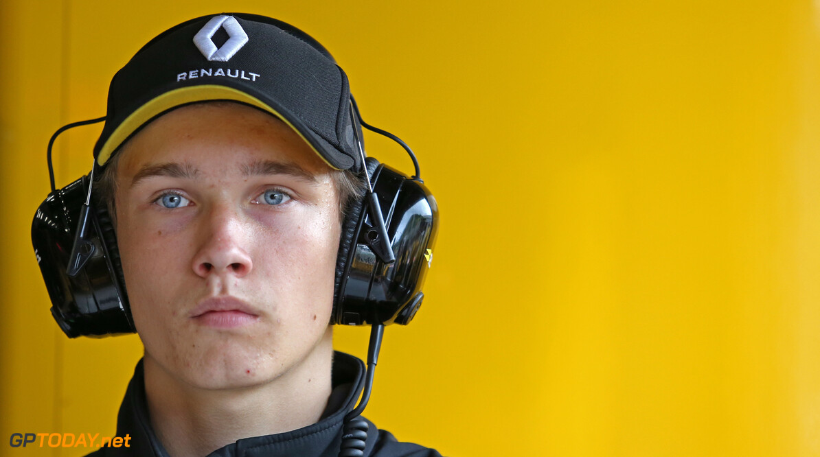 Renault junior Lundgaard signs with ART