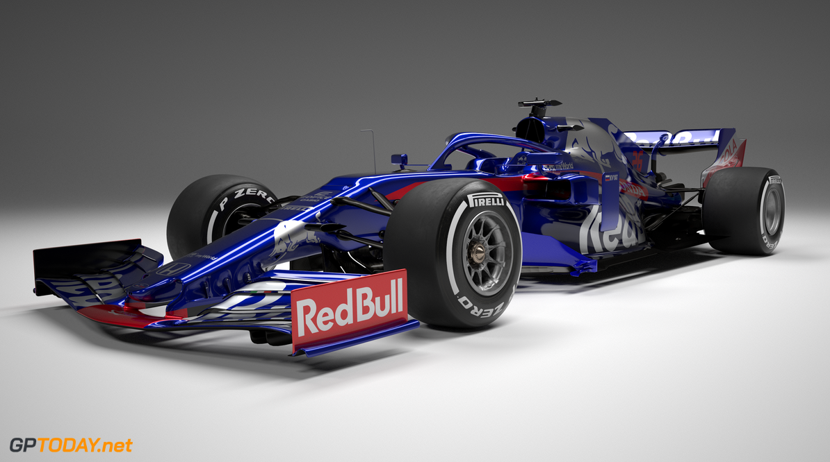 <b>Officieel</b>: Toro Rosso presenteert STR14 met sterke Red Bull-invloeden