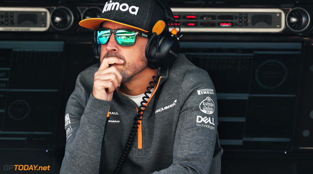 Sainz encouraged by Alonso's McLaren presence