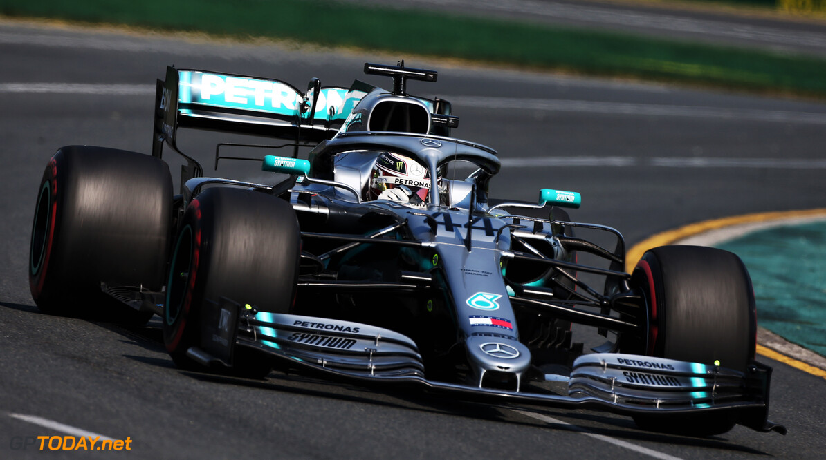 <b>Kwalificatie</b>: Hamilton pakt pole in Melbourne, Verstappen op P4