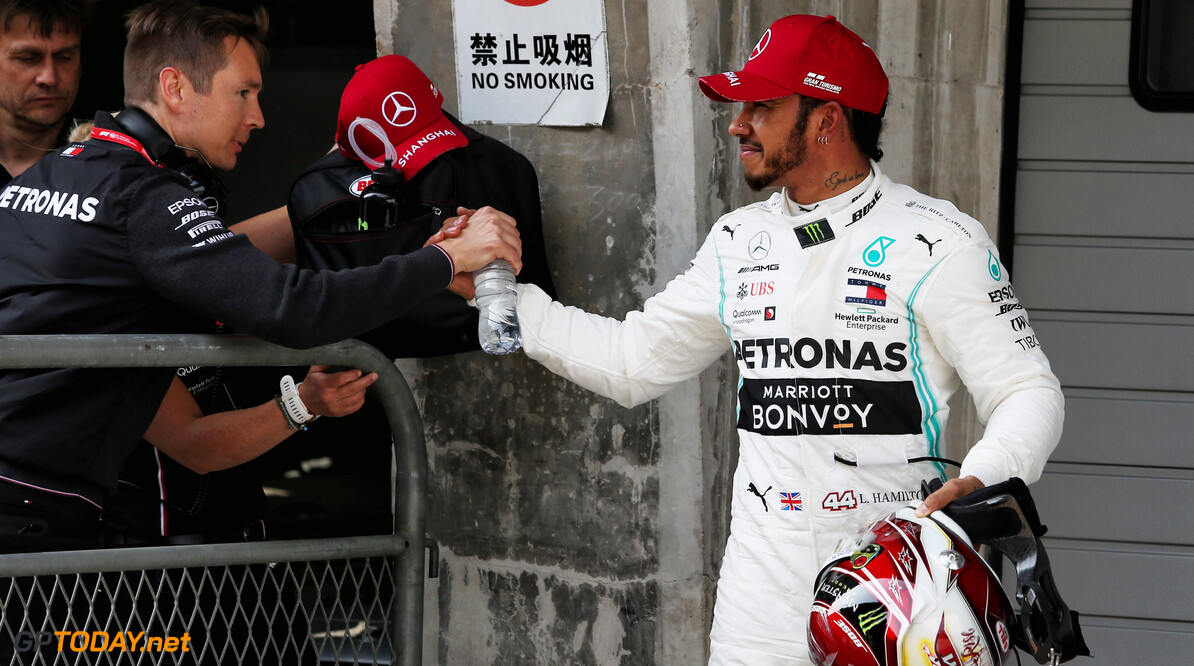 Lewis Hamilton: "Geweldig om één-twee te scoren in duizendste race"