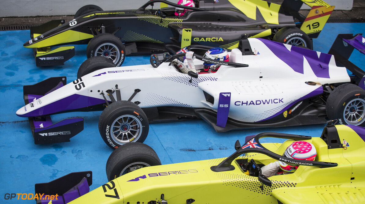 W Series-winnares Chadwick denkt dat stap richting Formule 1 'te doen is'