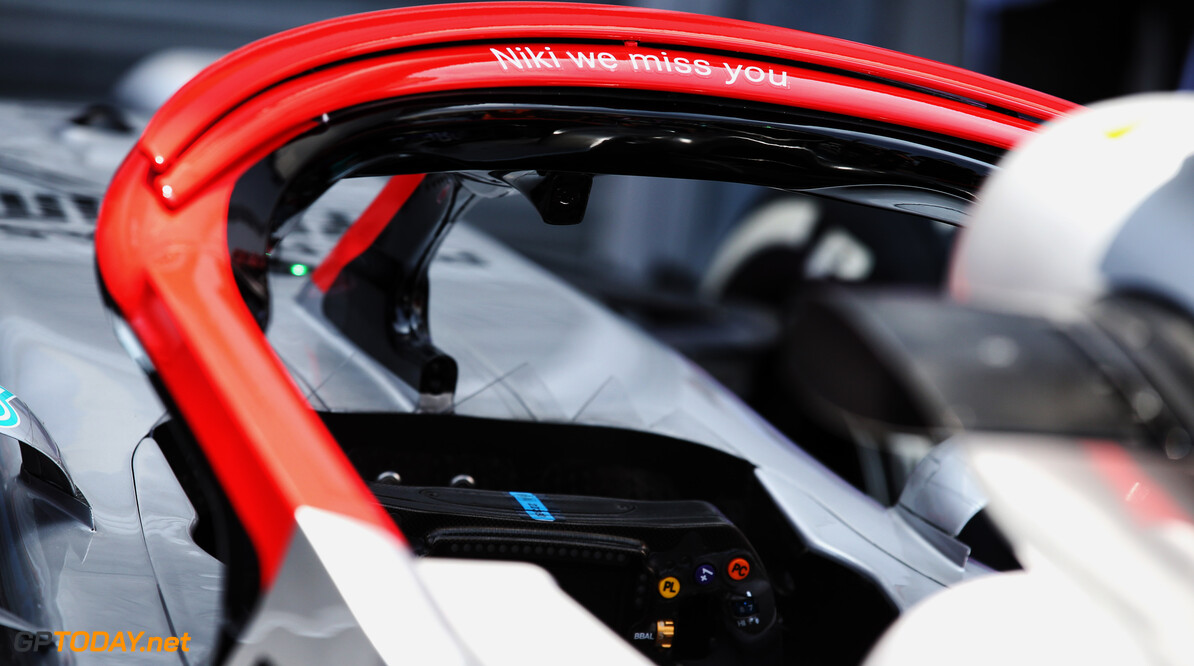 Mercedes breidt eerbetoon aan Lauda uit met rode halo in Monaco