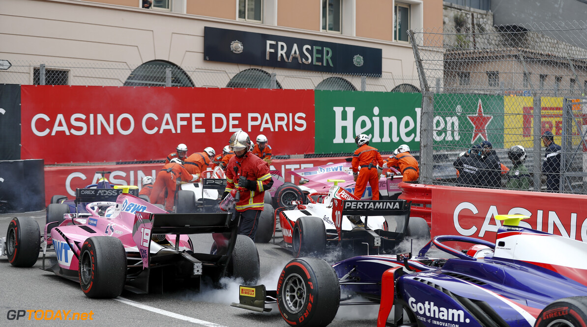 FIA Formula 2
MONTE CARLO, MONACO - MAY 24: Anthoine Hubert (FRA, BWT ARDEN) and Sean Gelael (IDN,PREMA RACING) during the red flag during the Monaco at Monte Carlo on May 24, 2019 in Monte Carlo, Monaco. (Photo by Glenn Dunbar / LAT Images / FIA F2 Championship)
FIA Formula 2
Glenn Dunbar

Monaco

portrait action crash