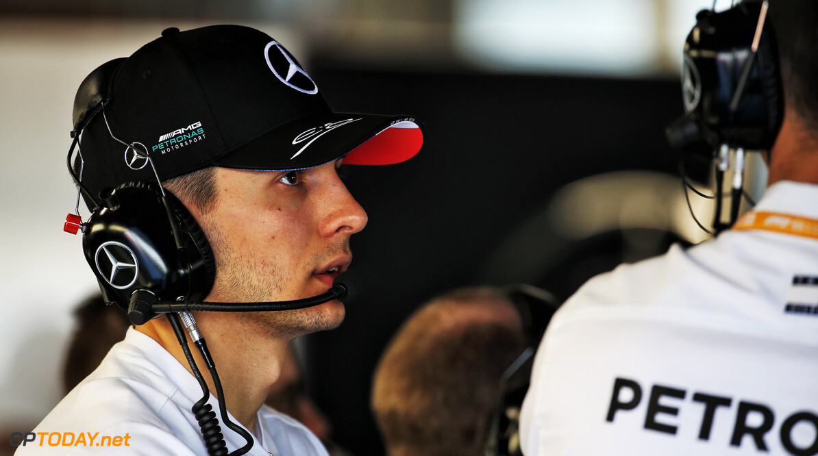 Villeneuve zou Bottas bij Mercedes houden: "Kiezen voor Ocon een risico"