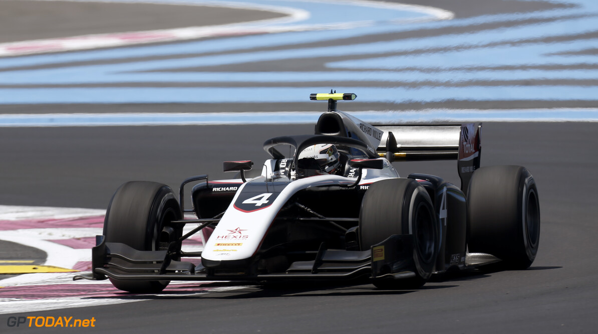 <strong>Feature Race:</strong> De Vries wins race of attrition in France
