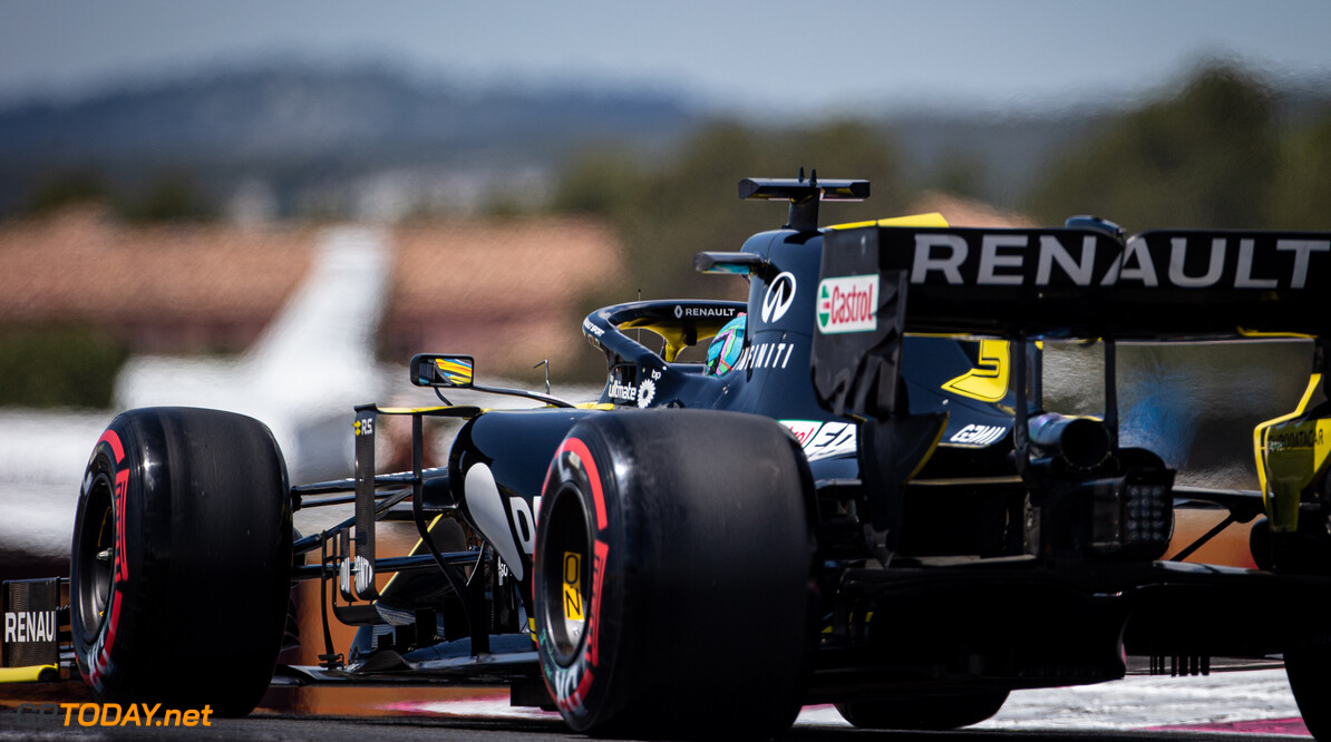 Ricciardo, Raikkonen avoid penalties for alleged impeding