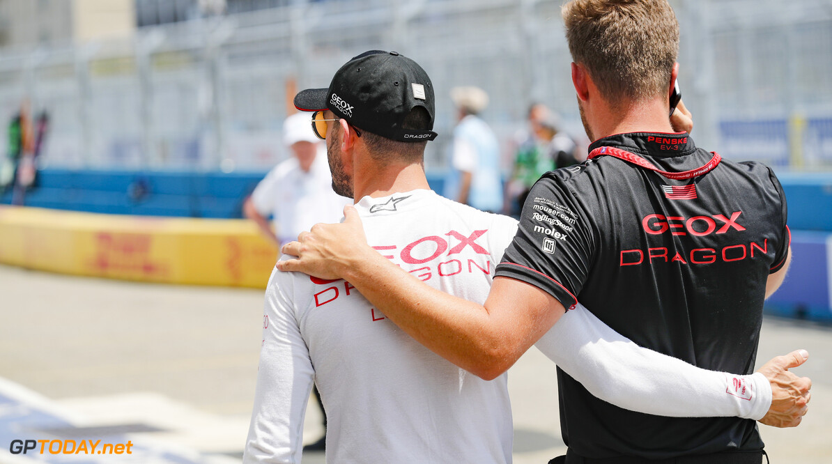 2019 New York City E-prix II
BROOKLYN STREET CIRCUIT, UNITED STATES OF AMERICA - JULY 14: Jose Maria Lopez (ARG), GEOX Dragon Racing, hugs his engineer during the New York City E-prix II at Brooklyn Street Circuit on July 14, 2019 in Brooklyn Street Circuit, United States of America. (Photo by Sam Bloxham / LAT Images)
2019 New York City E-prix II
Sam Bloxham

United States of America

portrait ts-live electric FE open wheel