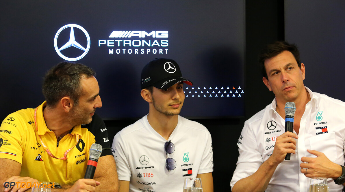 Formula One World Championship
Cyril Abiteboul (FRA), Renault Sport F1 Managing Director, Esteban Ocon (FRA), Mercedes AMG F1 and Toto Wolff (GER), Mercedes AMG F1 Shareholder and Executive Directo
07.09.2019. Formula 1 World Championship, Rd 14, Italian Grand Prix, Monza, Italy, Qualifying Day.
- www.xpbimages.com, EMail: requests@xpbimages.com - copy of publication required for printed pictures. Every used picture is fee-liable. (C) Copyright: Charniaux / XPB Images
Motor Racing - Formula One World Championship - Italian Grand Prix - Qualifying Day - Monza, Italy
XPB Images
Monza
Italy

Formel1 Formel F1 Formula 1 Formula1 GP Grand Prix one Autodromo di Monza September Saturday 07 7 09 9 2019 Practice Portrait