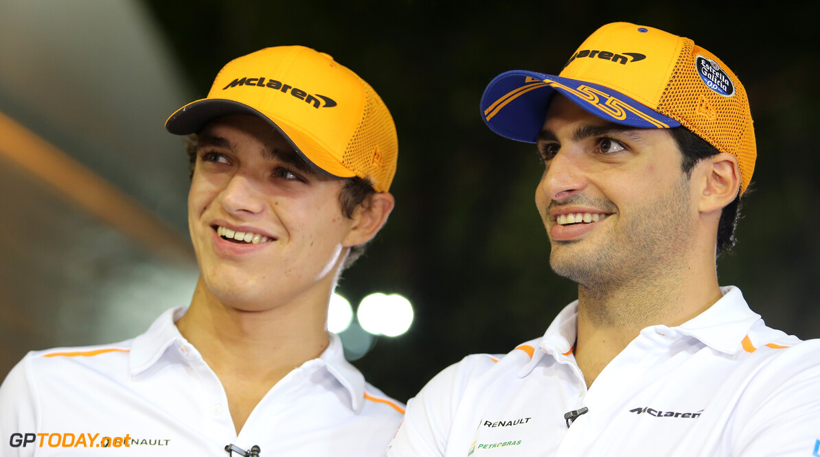 Formula One World Championship
Lando Norris (GBR), McLaren F1 Team and Carlos Sainz Jr (ESP), McLaren F1 Team 
21.09.2019. Formula 1 World Championship, Rd 15, Singapore Grand Prix, Marina Bay Street Circuit, Singapore, Qualifying Day.
- www.xpbimages.com, EMail: requests@xpbimages.com - copy of publication required for printed pictures. Every used picture is fee-liable. (C) Copyright: Charniaux / XPB Images
Motor Racing - Formula One World Championship - Singapore Grand Prix - Qualifying Day - Singapore, Singapore
XPB Images
Singapore
Singapore

Formel1 Formel F1 Formula 1 Formula1 GP Grand Prix one Marina Bay Street Circuit September Singapore Saturday 21 9 09 2019 Practice Portrait