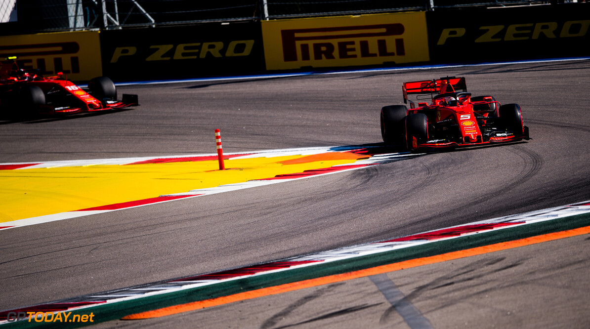 Jacques Villeneuve: "Karma heeft Ferrari gestraft in Rusland"